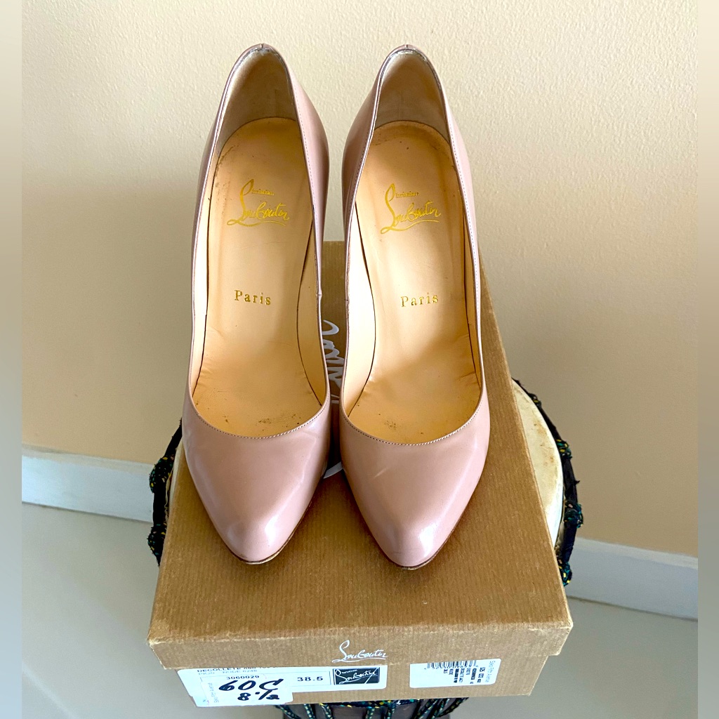 Louboutin Dcollet -Nude-Leather
